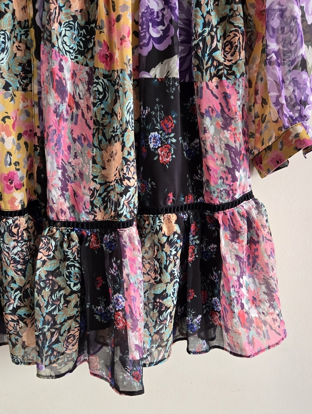 Zara Amelia Floral Patchwork Longsleeve Button Down Mini Dress Size Medium - Picture 4 of 15